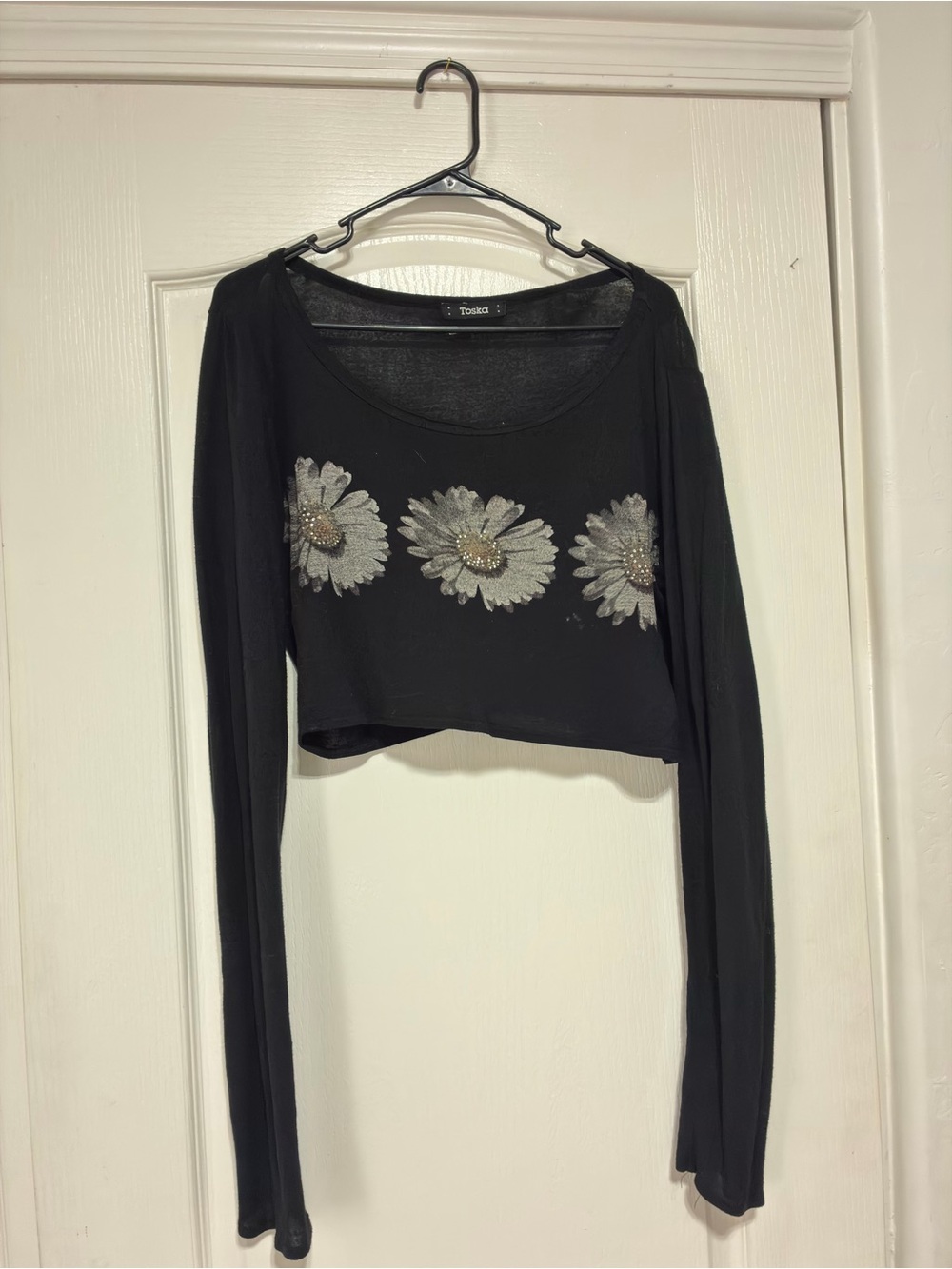 Toska Black Cropped Long-Sleeve Top with Silver Daisy Appliqués